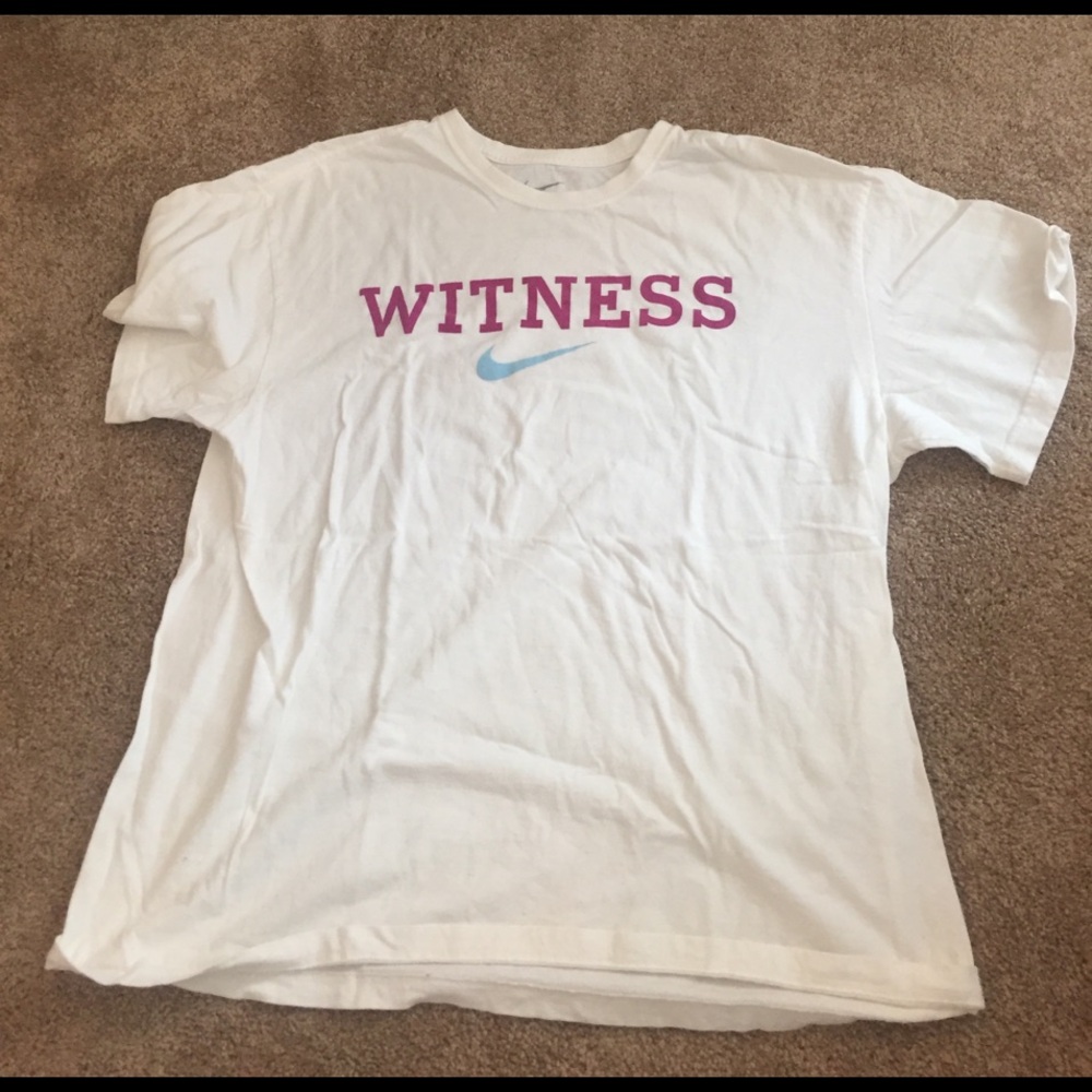 witness nike‎ t shirt